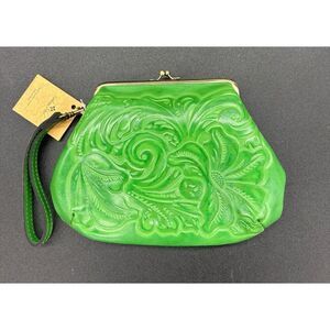 Patricia Nash Tooled Hand-Bag
Wristlet Savena 100% Authentic